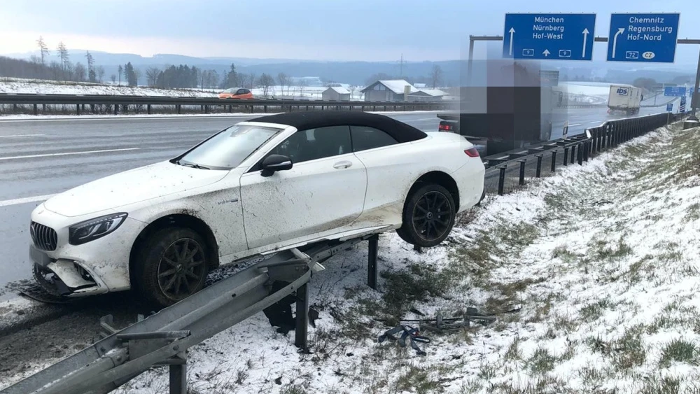 El coche de Jerome Boateng tras el accidente