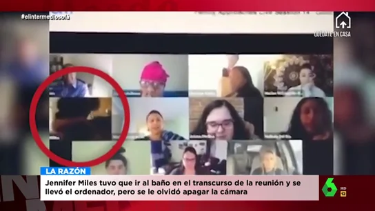 Cuando vas al baño en medio una reunión de teletrabajo y olvidas apagar la cámara: "Qué cagada" Cuando vas al baño en medio una reunión de teletrabajo y olvidas apagar la cámara: "Qué cagada"