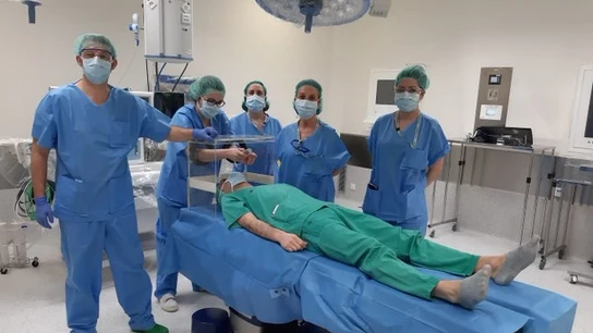 Urnas de votación para evitar que los pacientes contagien a los sanitarios Urnas de votación para evitar que los pacientes contagien a los sanitarios