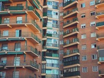 El Gobierno aprueba ayudas al alquiler para inquilinos vulnerables en la crisis del coronavirus El Gobierno aprueba ayudas al alquiler para inquilinos vulnerables en la crisis del coronavirus