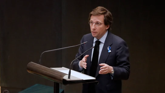 José Luis Martínez-Almeida, alcalde de Madrid, interviene en un pleno extraordinario José Luis Martínez-Almeida, alcalde de Madrid, interviene en un pleno extraordinario
