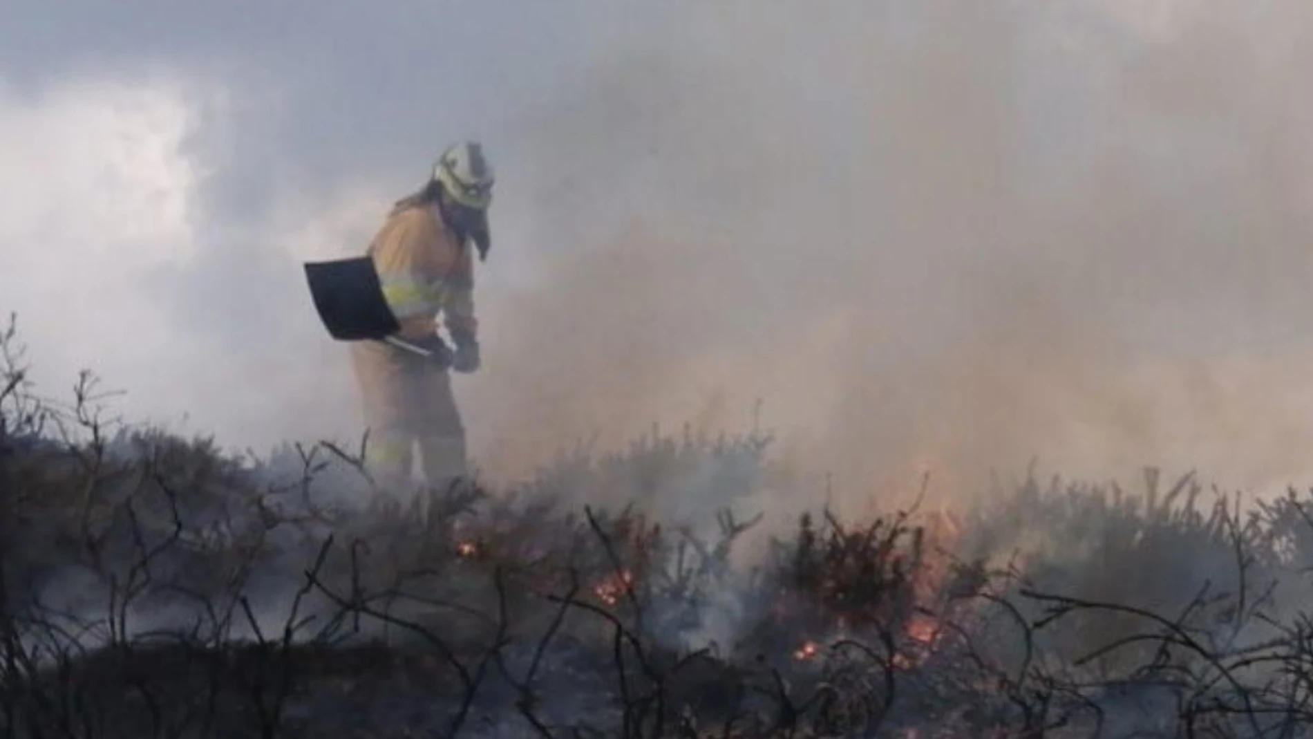 Imagen de un incendio forestal en Cantabria