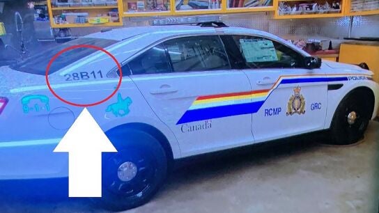 Imagen de una r&eacute;plica del veh&iacute;culo de la Polic&iacute;a de Canad&aacute; que supuestamente fue utilizado por el atacante en el tiroteo