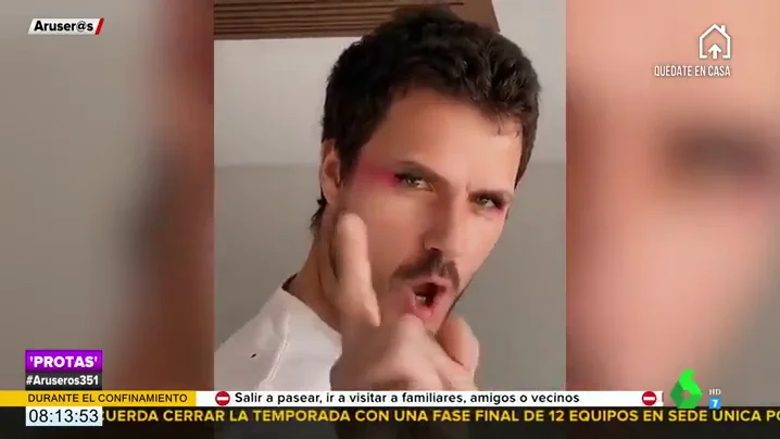 Dani Martín se desmelena al meterse en la piel de Britney Spears y de las Spice Girls