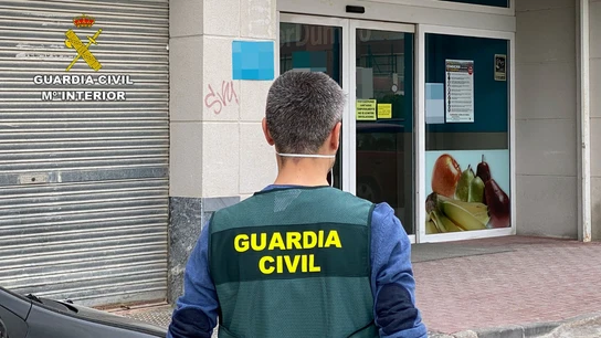 Detenida tras difundir una nota de voz acusando a una cajera de un supermercado de tener coronavirus Detenida tras difundir una nota de voz acusando a una cajera de un supermercado de tener coronavirus