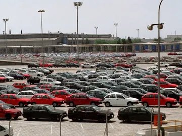 Vehículos en el parking de SEAT Vehículos en el parking de SEAT