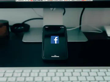 Facebook modo oscuro Facebook modo oscuro