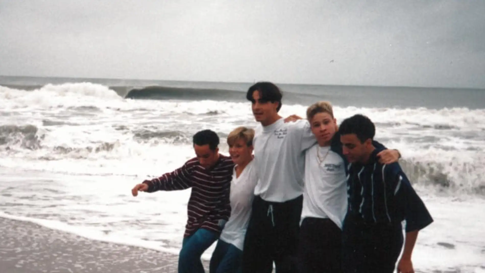 La fotografía inédita de los Backstreet Boys en sus inicios con la que celebran el 27 aniversario