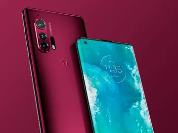 El Motorola Edge Plus y su pantalla curva El Motorola Edge Plus y su pantalla curva