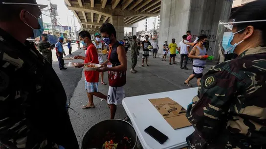Las Fuerzas Armadas de Filipinas en la ciudad de Quezon Las Fuerzas Armadas de Filipinas en la ciudad de Quezon