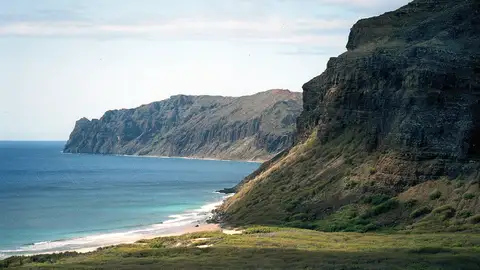 Acantilados en Ni'ihau Acantilados en Ni'ihau