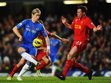Fernado Torres y Jamie Carragher Fernado Torres y Jamie Carragher