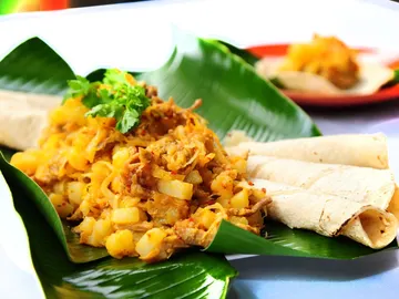 Picadillo de papa y carne, plato típico de Costa Rica Picadillo de papa y carne, plato típico de Costa Rica