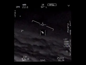 El Pentágono desclasifica tres vídeos de ovnis El Pentágono desclasifica tres vídeos de ovnis