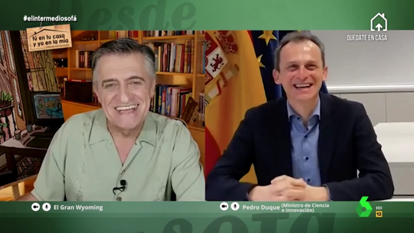 Pedro Duque sorprende a Wyoming al decir en ruso el arranque de El Intermedio: "Venga, otra frase" Pedro Duque sorprende a Wyoming al decir en ruso el arranque de El Intermedio: "Venga, otra frase"