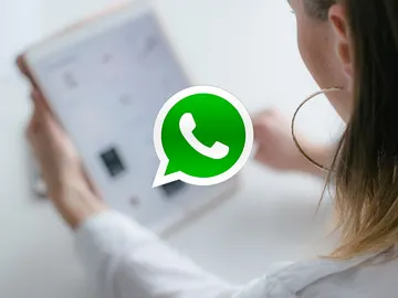 WhatsApp en una tableta WhatsApp en una tableta
