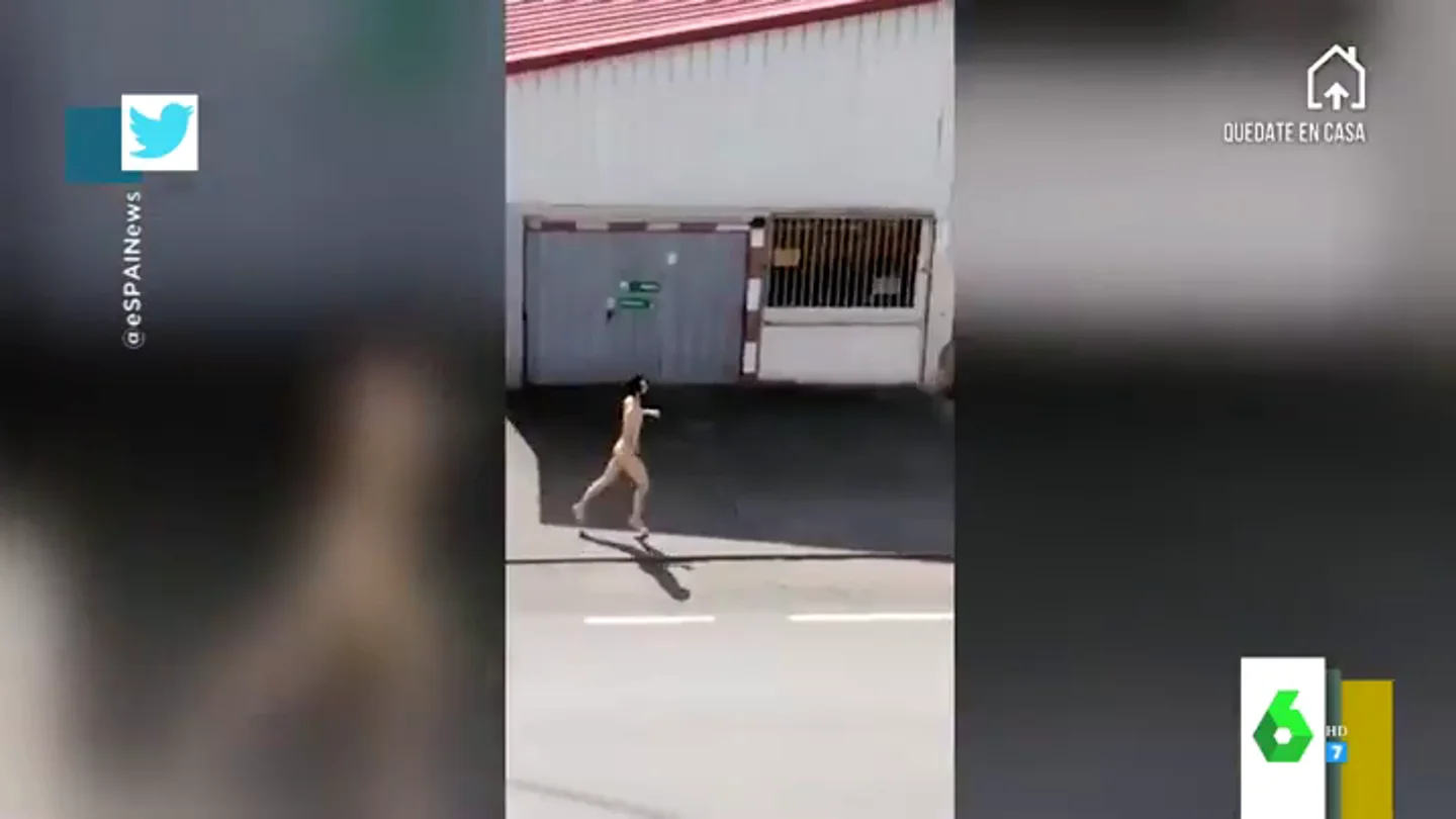La persecución de la Policía a un joven corriendo desnudo en un pueblo de Asturias en pleno estado de alarma La persecución de la Policía a un joven corriendo desnudo en un pueblo de Asturias en pleno estado de alarma