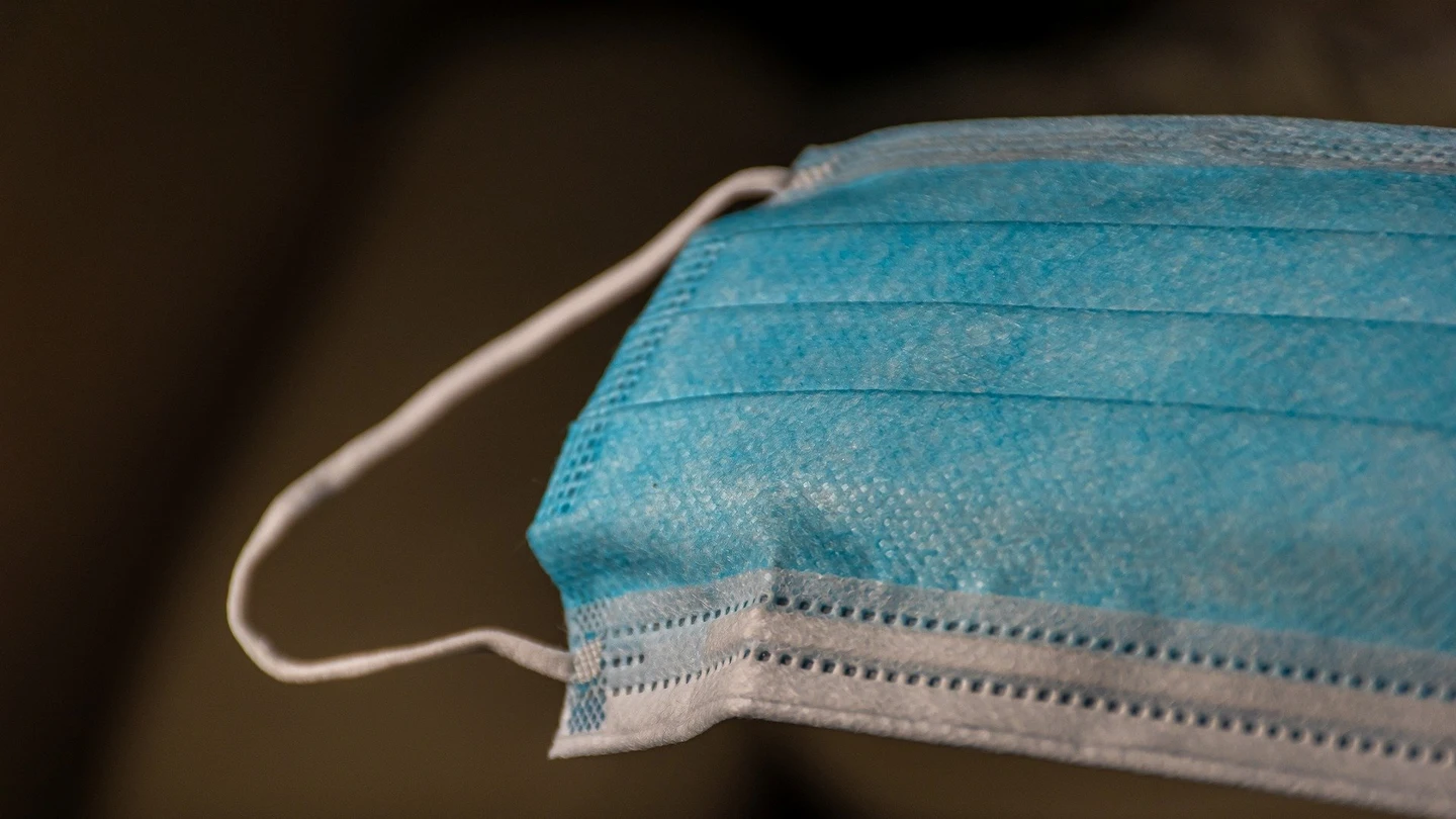 Las mascarillas evitan los contagios por coronavirus Las mascarillas evitan los contagios por coronavirus