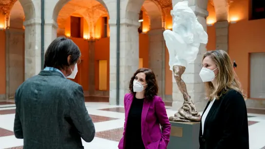 Escultura de Madrid en homenaje a las víctimas del coronavirus Escultura de Madrid en homenaje a las víctimas del coronavirus