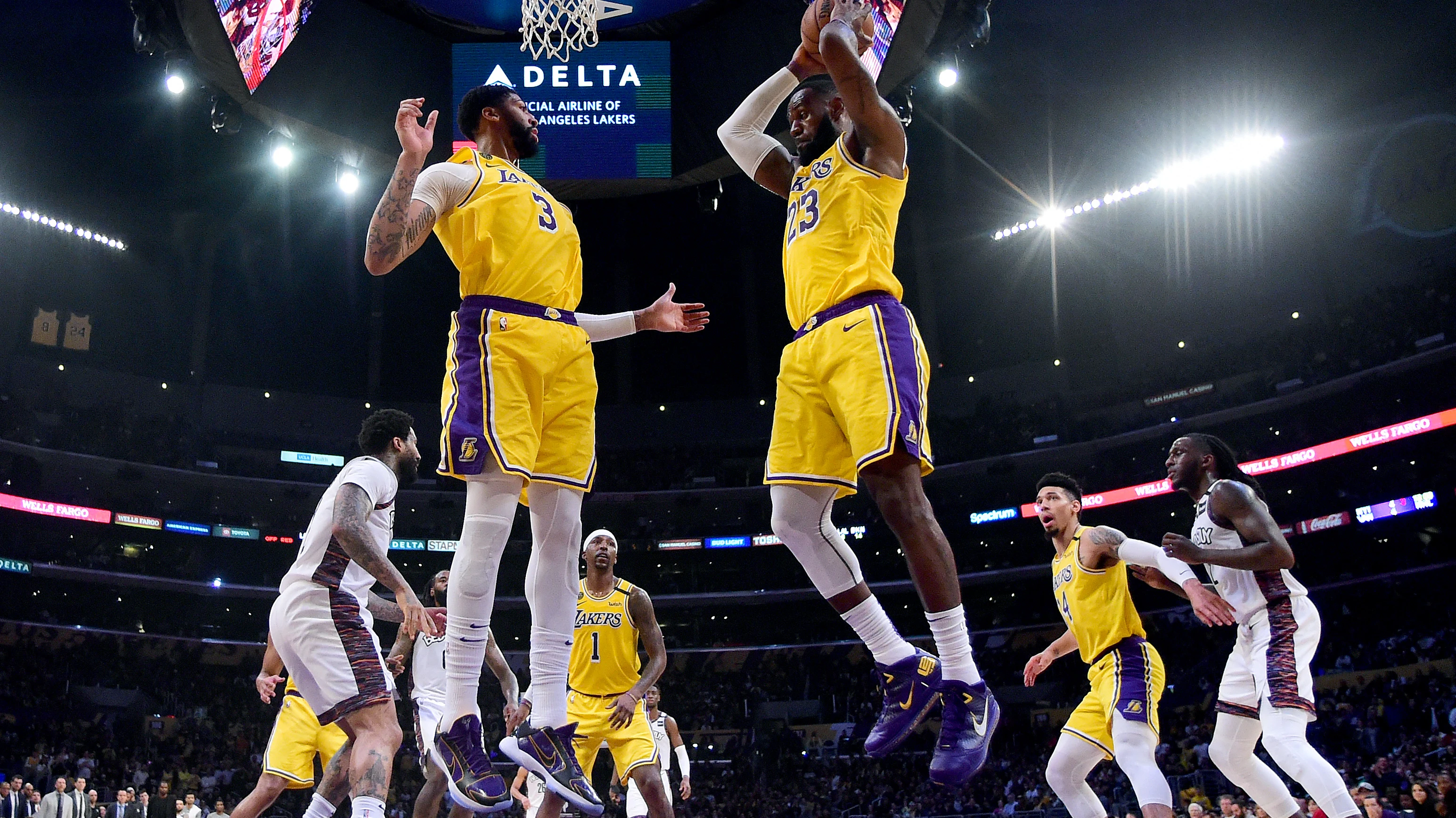 Encuentro entre Brooklyn y los Lakers