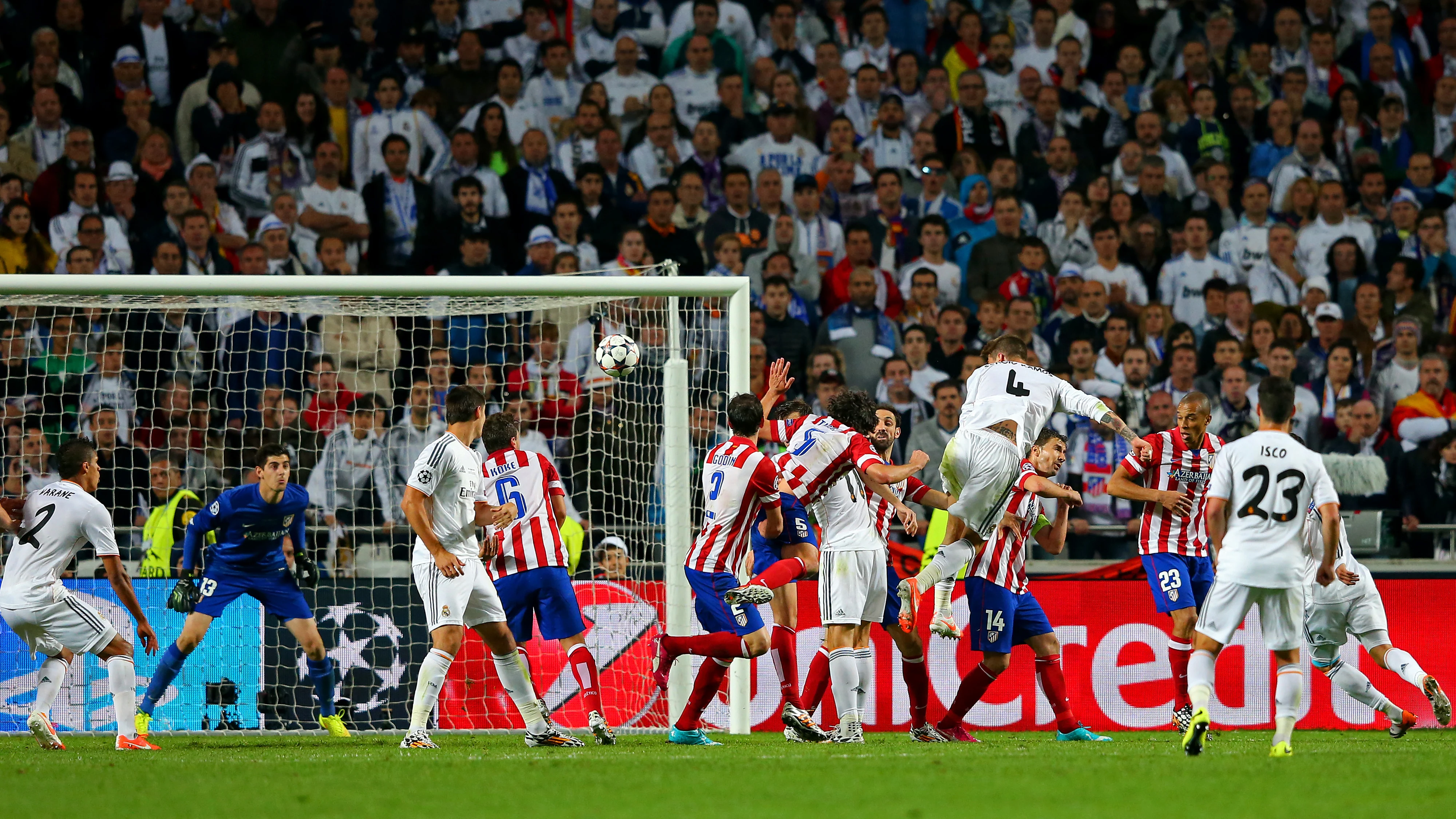 Sergio Ramos empatando la final de Lisboa