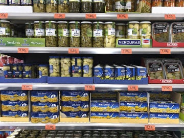 Mostrador de conservas de Mercadona Mostrador de conservas de Mercadona