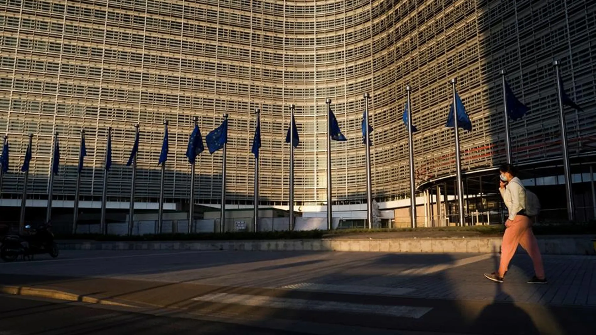 Bruselas propone un fondo para la recuperación de 750.000 millones de euros.