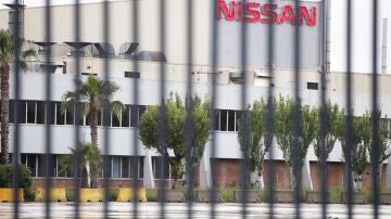 El Gobierno cree que es reversible la decisión de Nissan de cerrar las plantas de Barcelona