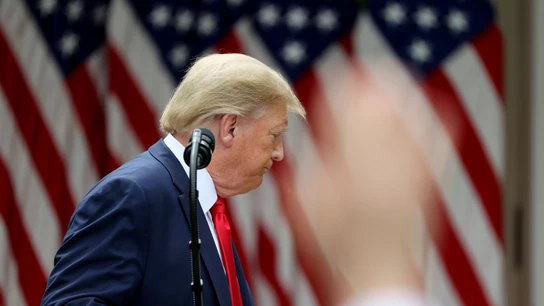 Donald Trump se marcha tras anunciar que Estados Unidos dejará de aportar fondos a la OMS Donald Trump se marcha tras anunciar que Estados Unidos dejará de aportar fondos a la OMS