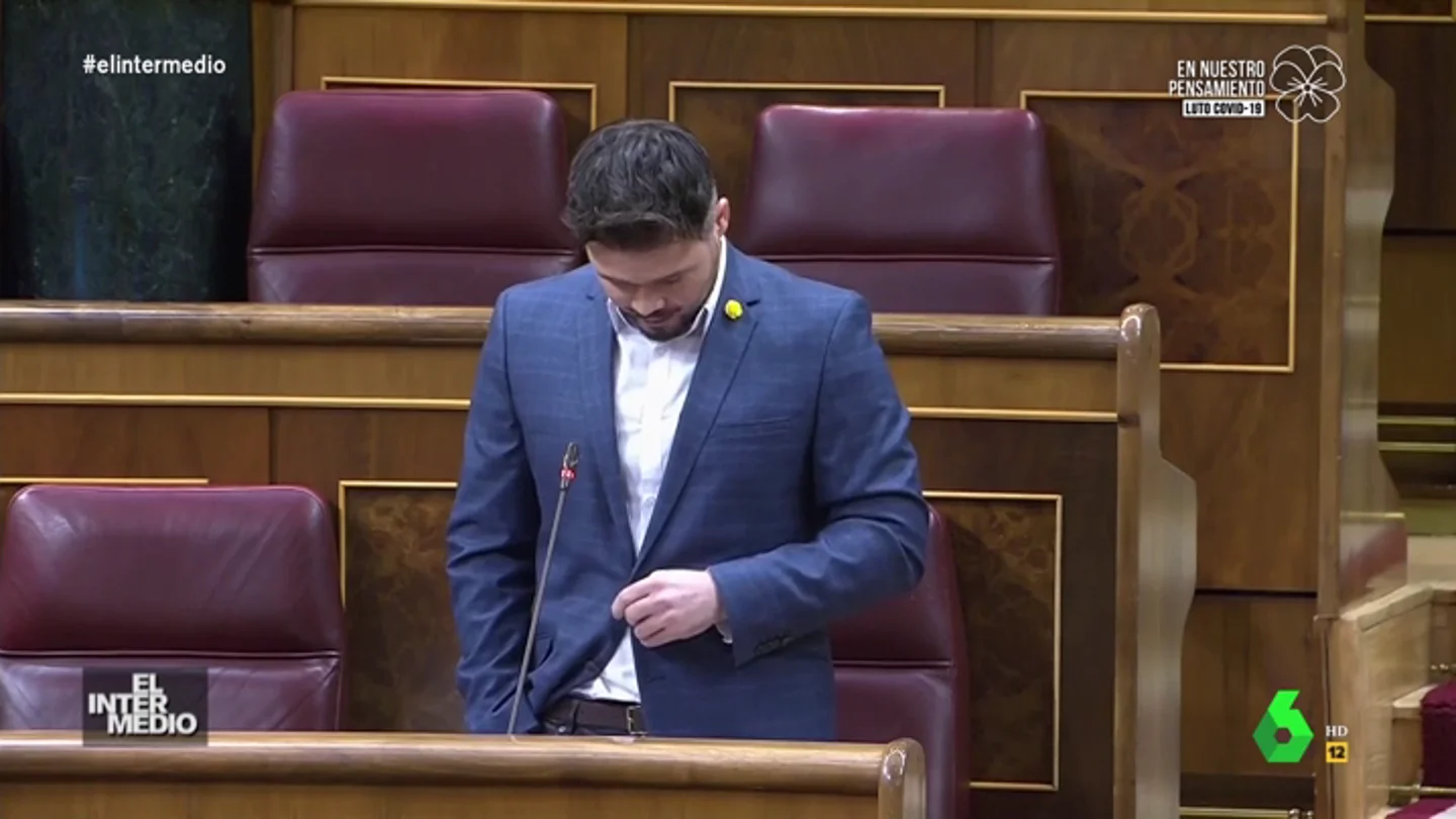 Vídeo manipulado - Rufián muestra a todos los diputados su gran talento para tararear la canción de 'Star Wars' Vídeo manipulado - Rufián muestra a todos los diputados su gran talento para tararear la canción de 'Star Wars'