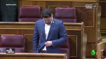 Vídeo manipulado - Rufián muestra a todos los diputados su gran talento para tararear la canción de 'Star Wars'