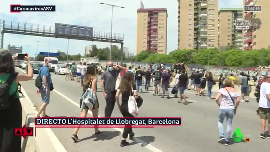 Los trabajadores de Nissan Barcelona cortan las carreteras en protesta por el cierre de la planta Los trabajadores de Nissan Barcelona cortan las carreteras en protesta por el cierre de la planta