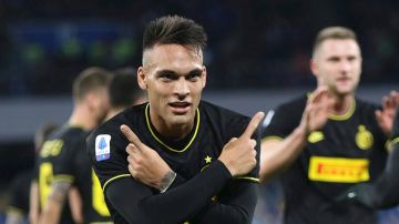 Lautaro Martínez celebra un gol con el Inter