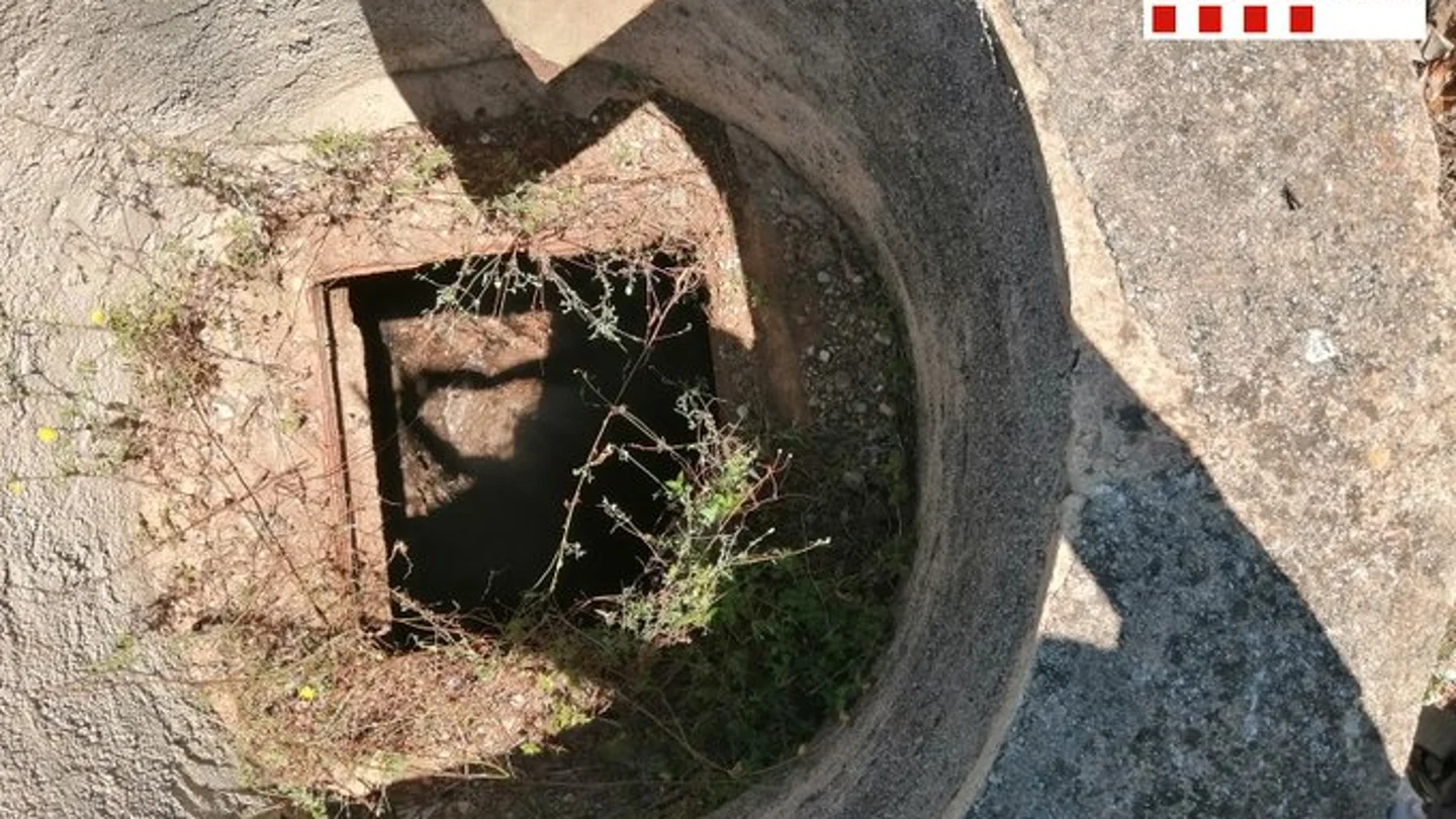 Imagen del pozo de la finca en el que se cayó un joven de 18 años Imagen del pozo de la finca en el que se cayó un joven de 18 años