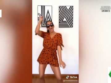 Cristina Pedroche, Anna Simon o Dani Mateo: todo el equipo de Zapeando se une al último reto viral de TikTok Cristina Pedroche, Anna Simon o Dani Mateo: todo el equipo de Zapeando se une al último reto viral de TikTok