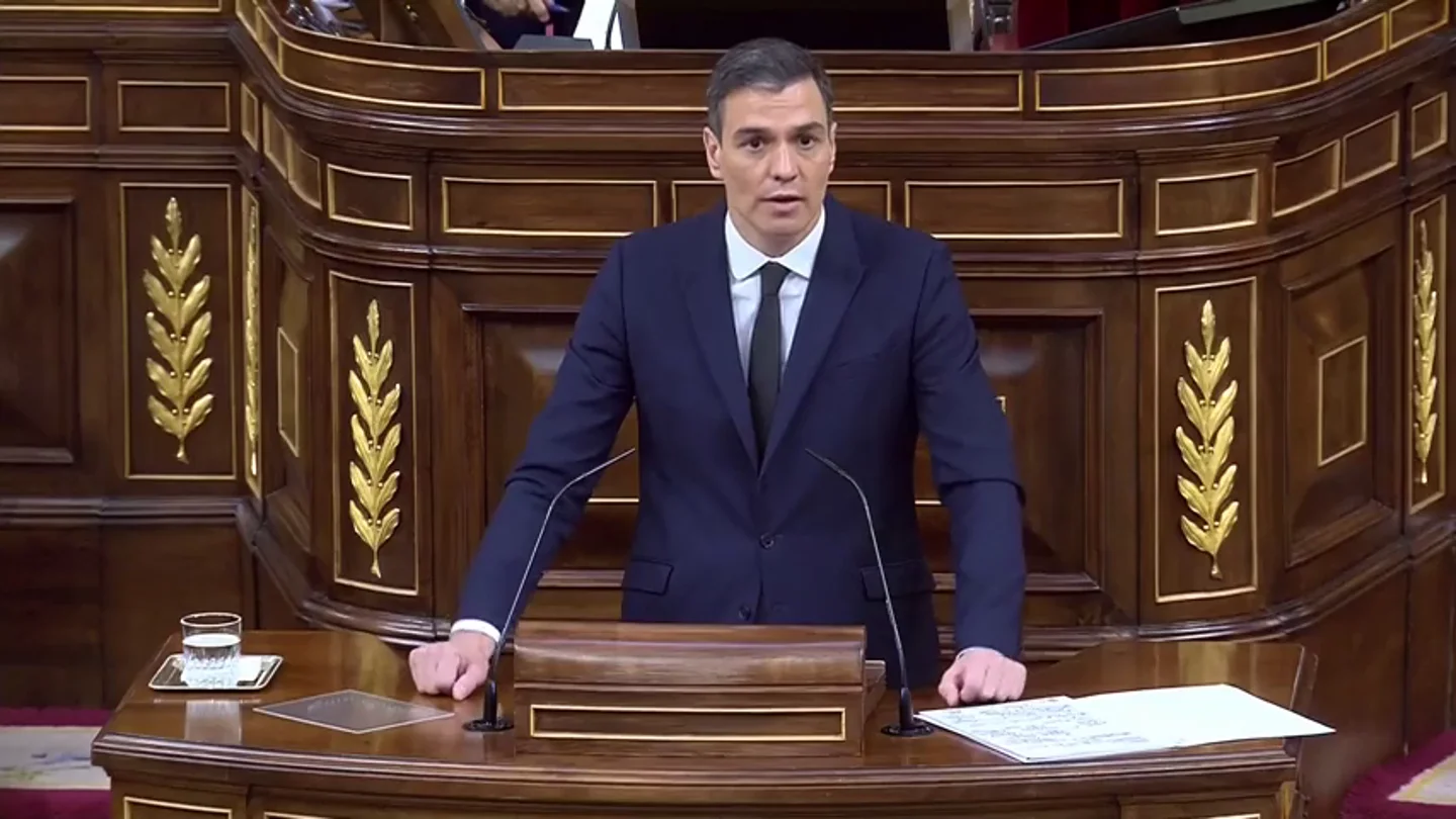 Pedro Sánchez elogia a Fernando Simón: "No le conocía y he descubierto una persona comprometida y humilde" Pedro Sánchez elogia a Fernando Simón: "No le conocía y he descubierto una persona comprometida y humilde"