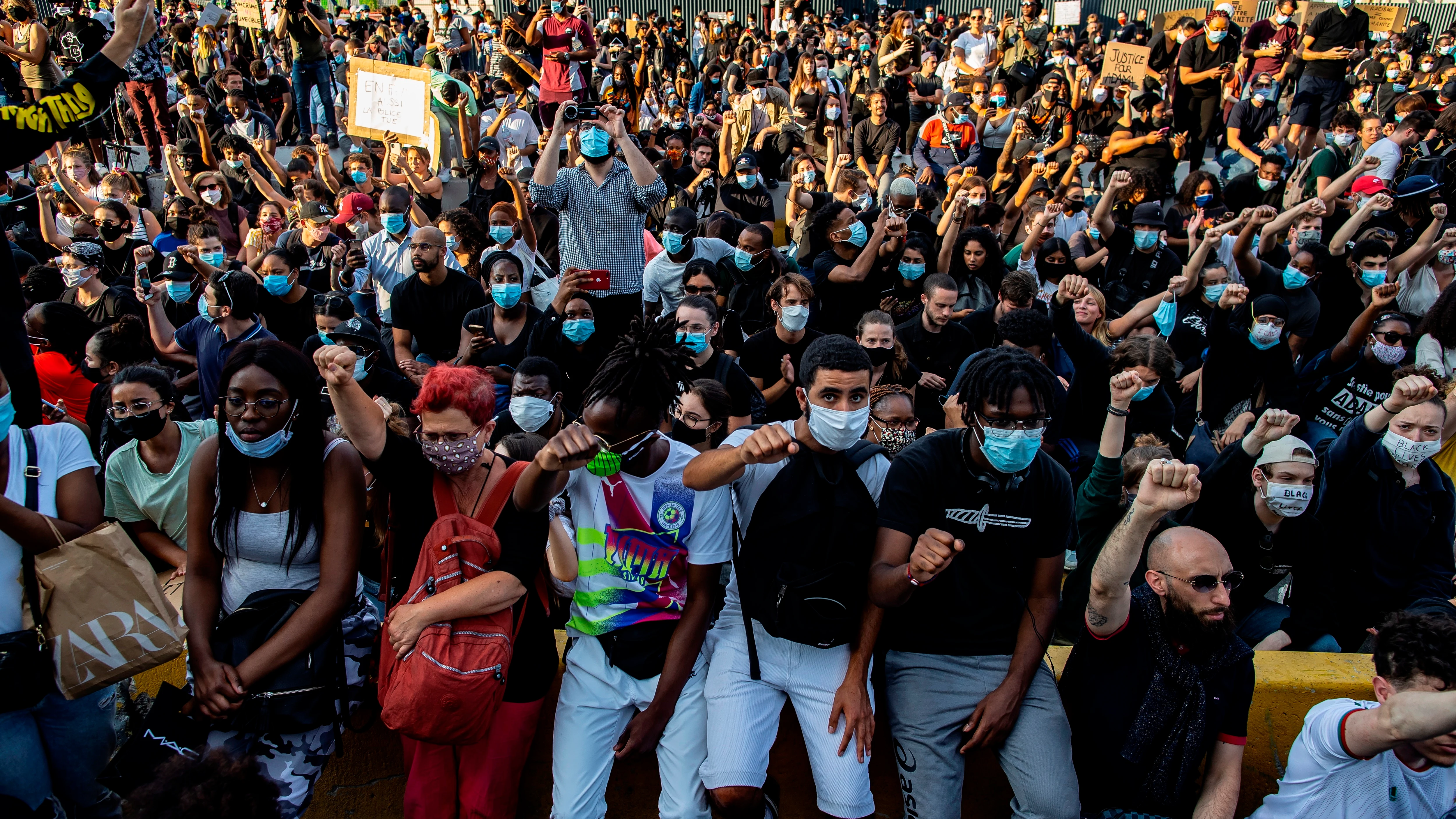 Protestas contra el racismo en París