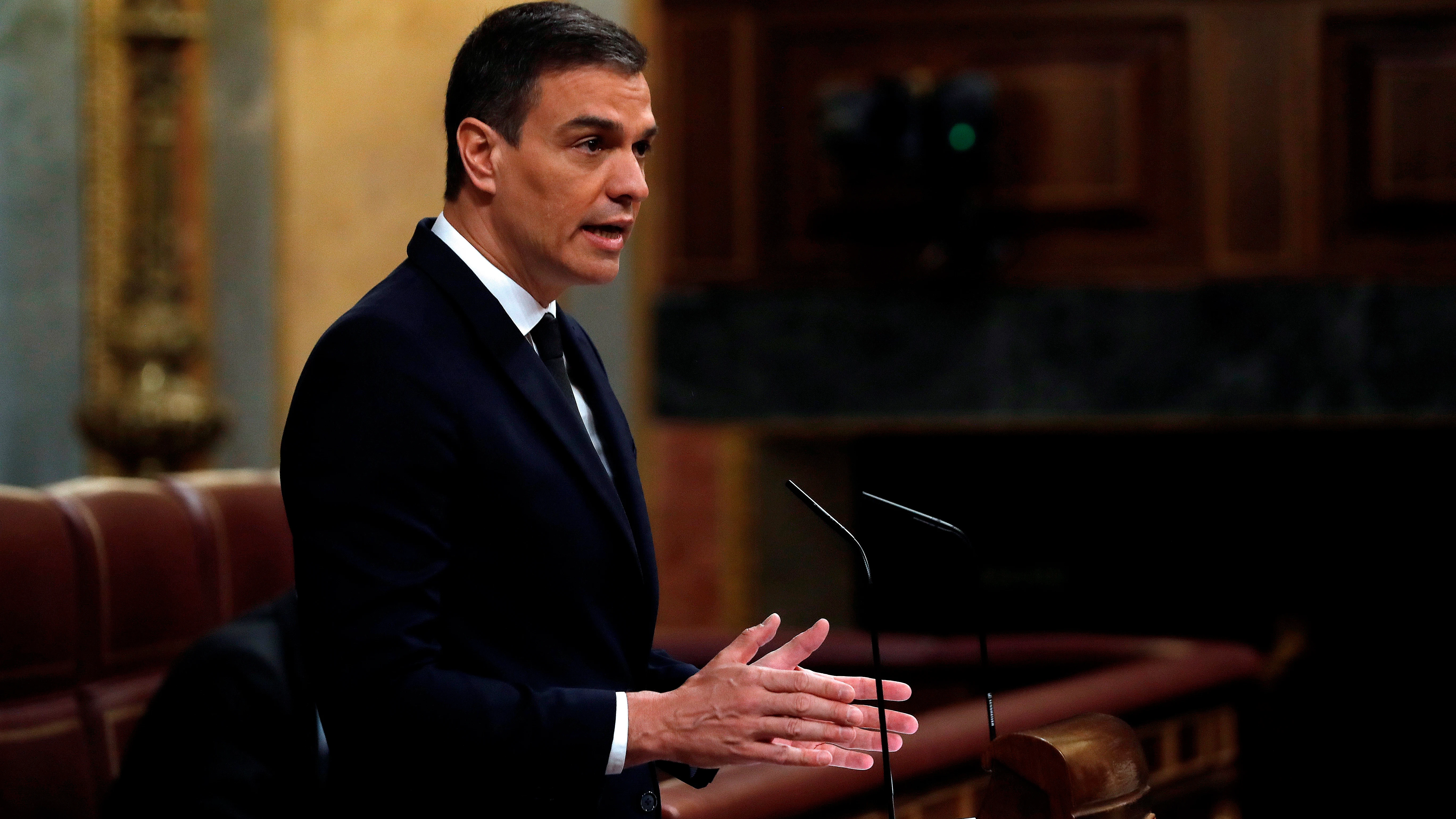 El presidente del Gobierno, Pedro Sánchez, durante su intervención en la sesión de control