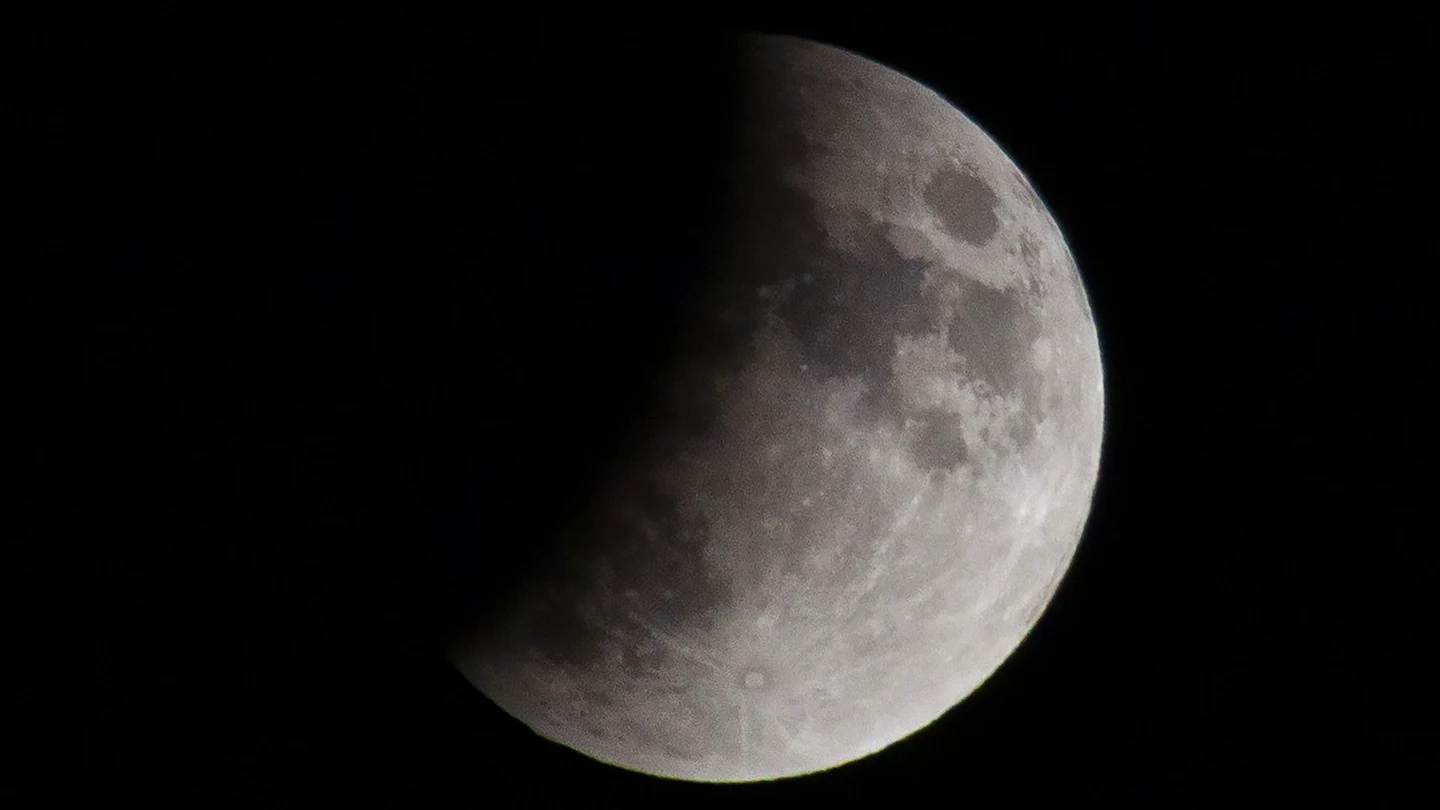 Imagen de archivo de un eclipse lunar Imagen de archivo de un eclipse lunar