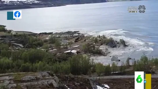 El impactante vídeo de un bloque de tierra con ocho casas hundiéndose en Noruega por el cambio climático El impactante vídeo de un bloque de tierra con ocho casas hundiéndose en Noruega por el cambio climático