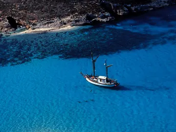 Blue Lagoon, Malta Blue Lagoon, Malta