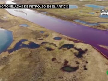 Más de 21.000 toneladas de petróleo se vierten en el Ártico: las imágenes de la mayor catástrofe ambiental de los últimos 30 años Más de 21.000 toneladas de petróleo se vierten en el Ártico: las imágenes de la mayor catástrofe ambiental de los últimos 30 años