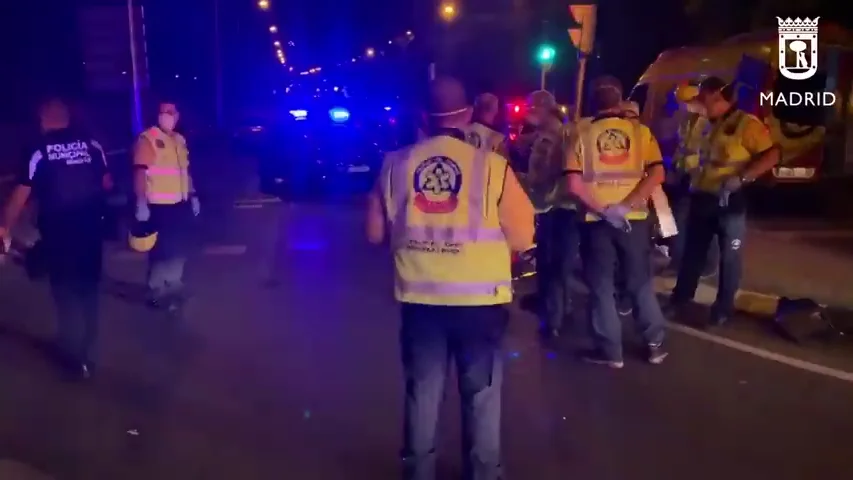 Las imágenes del accidente mortal del actor Jordi Mestre con la moto en Madrid