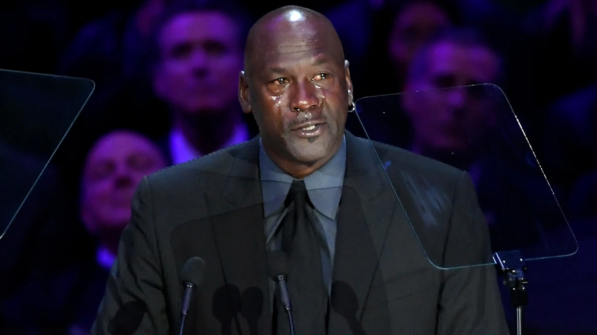Michael Jordan, entre lágrimas