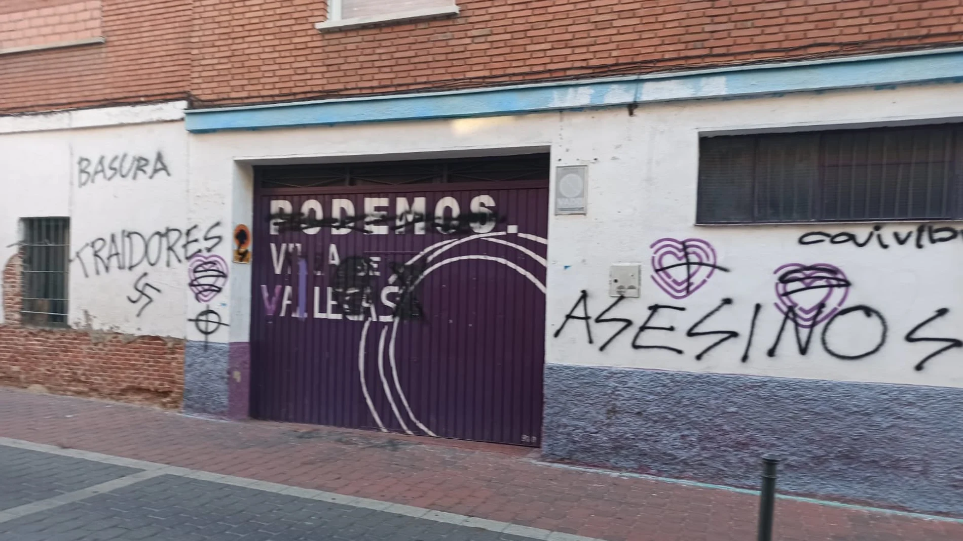 Atacan la sede de Podemos en Villa de Vallecas