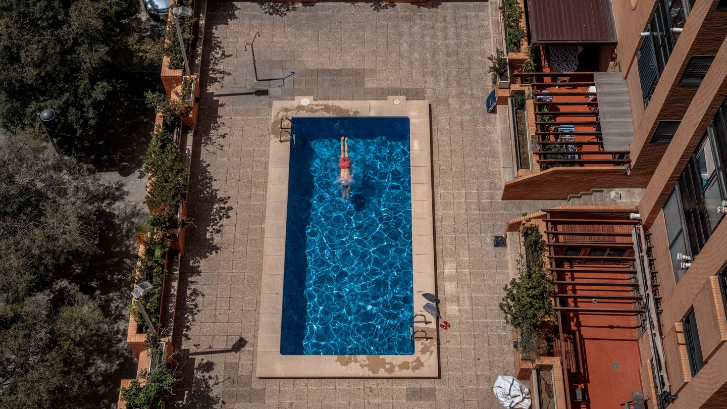 Imagen de archivo de una piscina piscinas