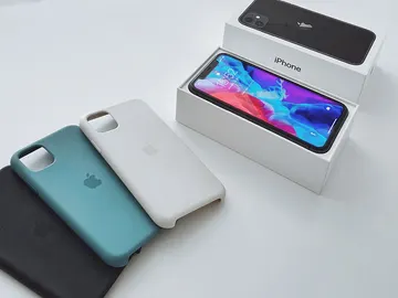 iPhone 11 iPhone 11