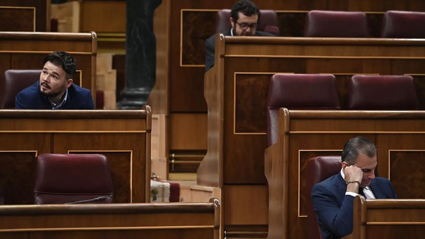 Gabriel Rufián y Javier Ortega Smith en el Congreso Gabriel Rufián y Javier Ortega Smith en el Congreso