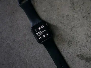 Cómo añadir una línea móvil a un Apple Watch Cómo añadir una línea móvil a un Apple Watch