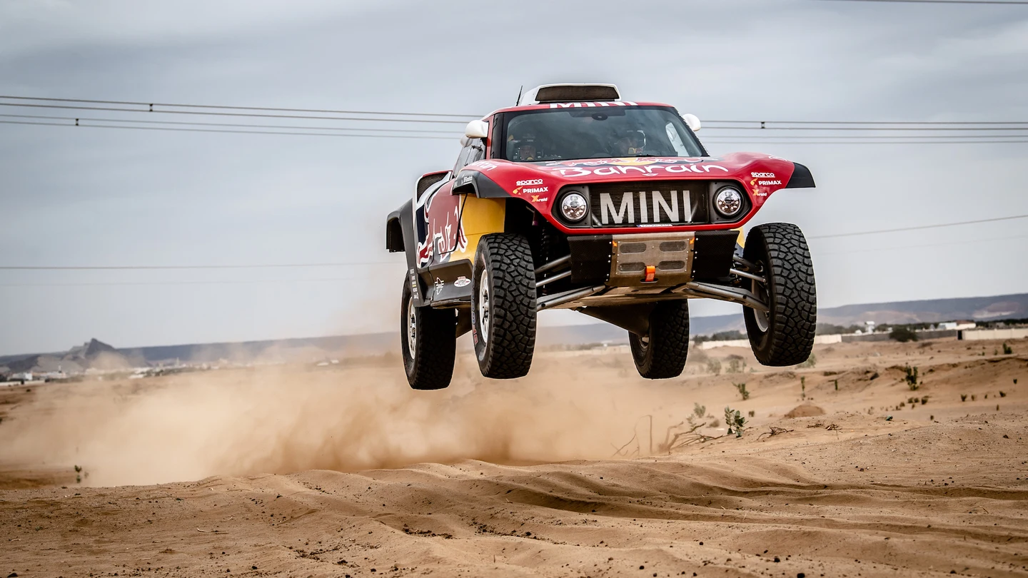 Carlos Sainz consiguió la victoria en el Dakar 2020 Carlos Sainz consiguió la victoria en el Dakar 2020